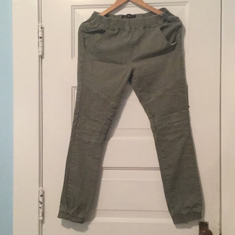 Women’s Light Green Joggers